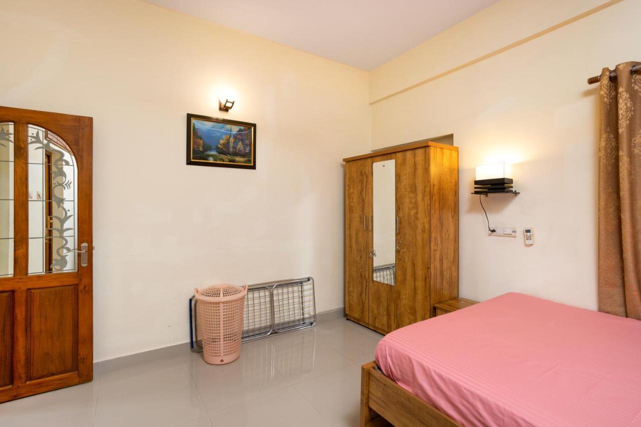 Paradise Inn Kochi Exteriör bild